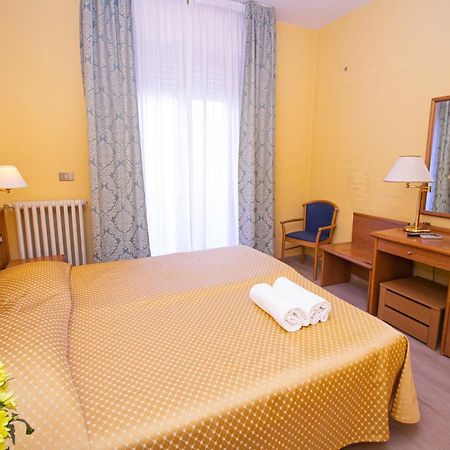Hotel Prime - Montecatini מראה חיצוני תמונה